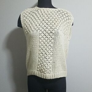 Wye Oaks Knitted by Hand Cream Sweater Vest (S)